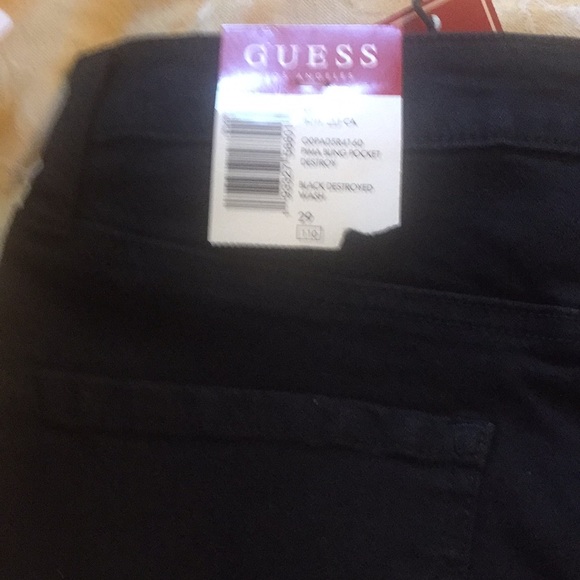 *Brand New* Guess High Rise Denim Jeans - Picture 5 of 6